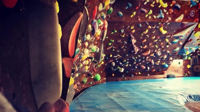 福岡県のクライミング施設「クライミングジム MY WAY（マイウェイ）」